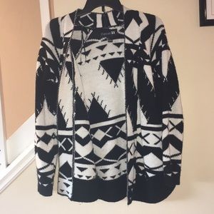 Thick Tribal Print Cardigan